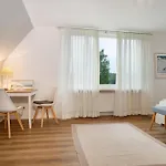 Gaestezimmer Cleo Bed & Breakfast