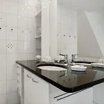 Bed & Breakfast Gaestezimmer Cleo 3*