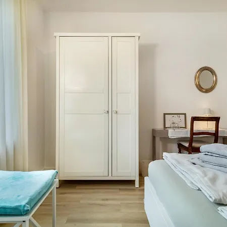 Gaestezimmer Cleo *