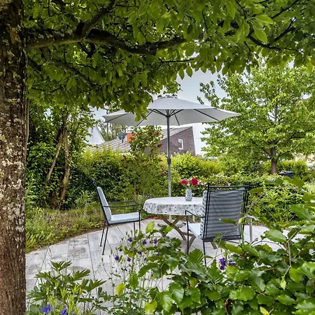 Gaestezimmer Cleo 3*