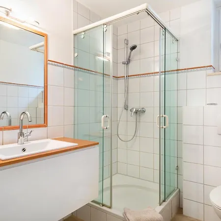 Gaestezimmer Cleo Couette-café 3*